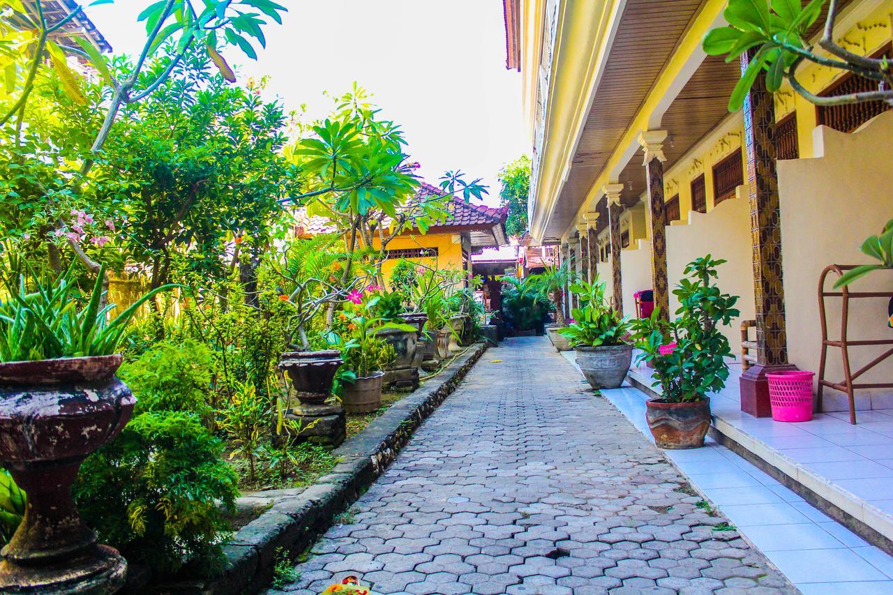 Bali Manik Beach Inn Kuta Lombok Kültér fotó