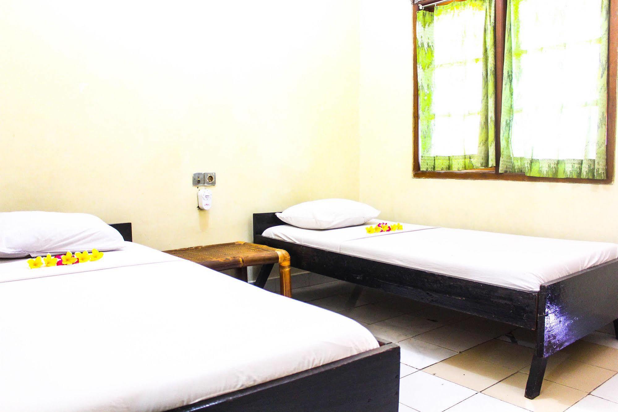 Bali Manik Beach Inn Kuta Lombok Kültér fotó