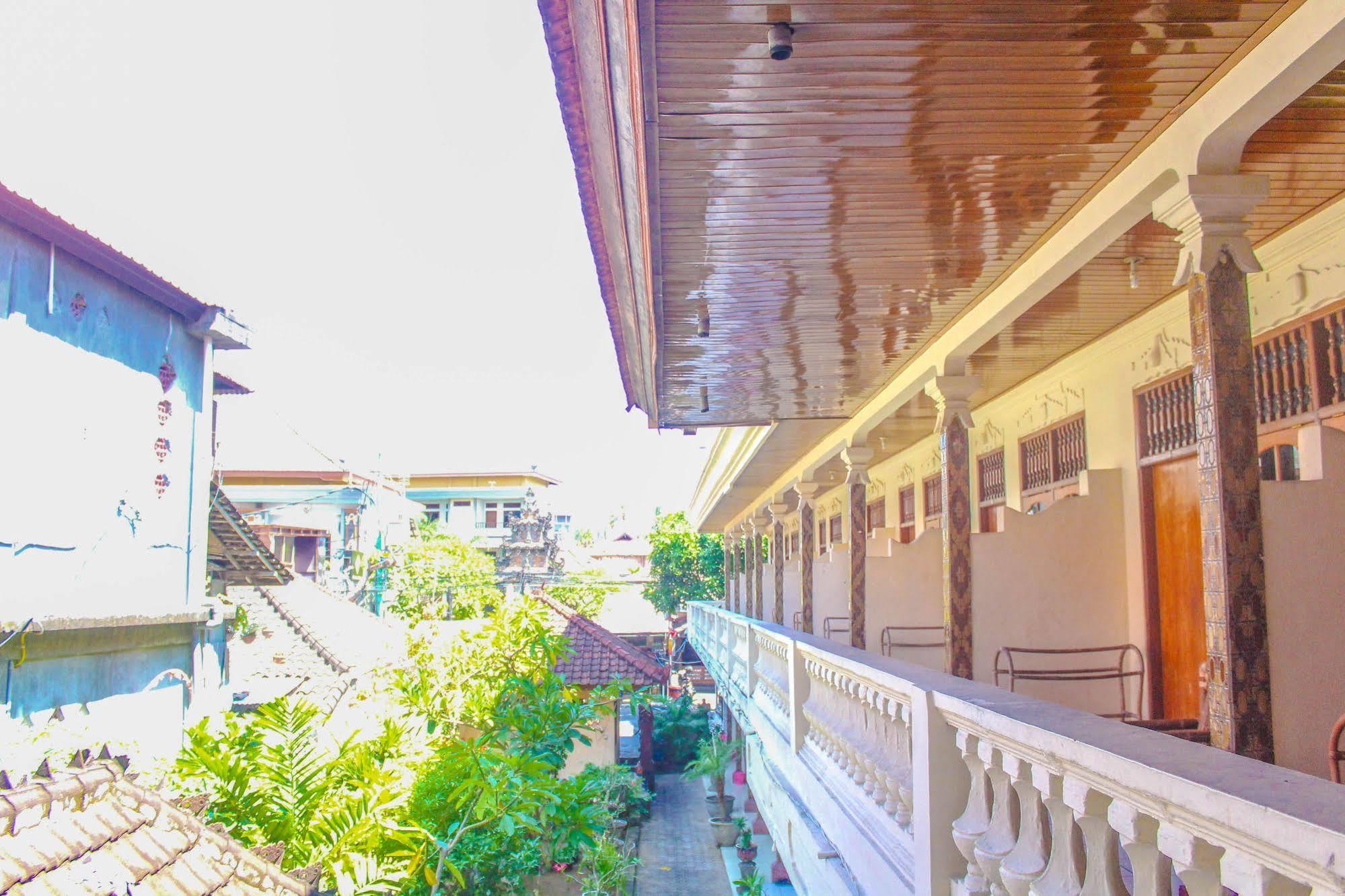 Bali Manik Beach Inn Kuta Lombok Kültér fotó