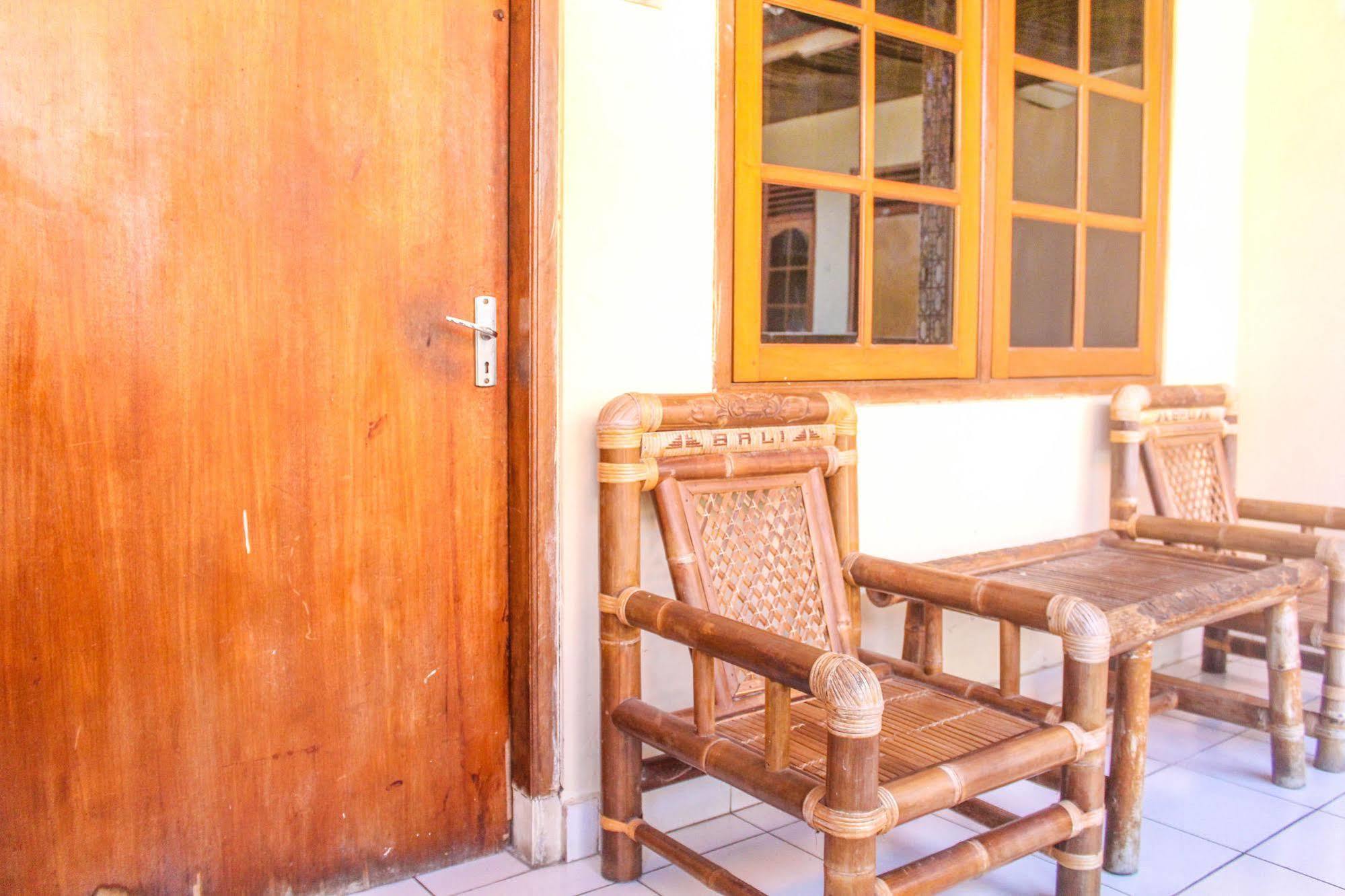 Bali Manik Beach Inn Kuta Lombok Kültér fotó